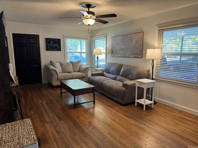 2105 Hairston Street, Conway, AR 72034