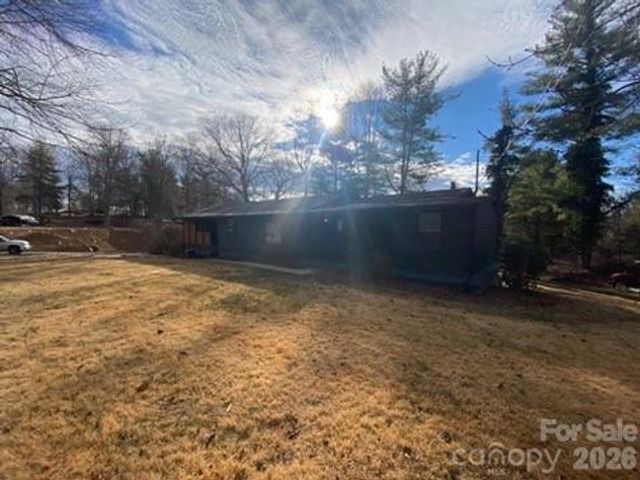 75 Old Macedonia Road, Alexander, NC 28701