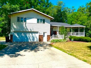 451 S Dangl Road, Muskegon, MI 49442