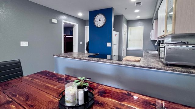 515 Valley View B101, Branson, MO 65616