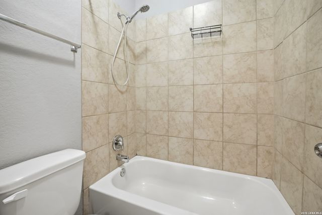 425 Hunters Rnch E, San Antonio, TX 78253