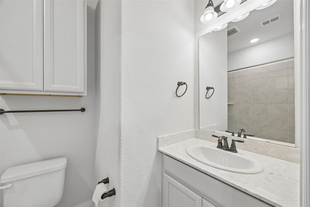 924 Pear Avenue, Forney, TX 75126