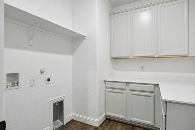 924 Pear Avenue, Forney, TX 75126