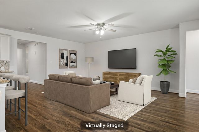 924 Pear Avenue, Forney, TX 75126