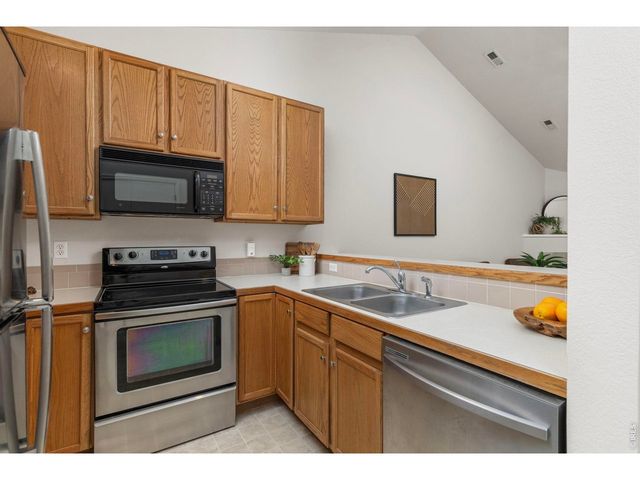 1048 Tierra Ln 202, Fort Collins, CO 80521