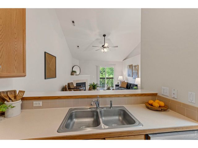 1048 Tierra Ln 202, Fort Collins, CO 80521
