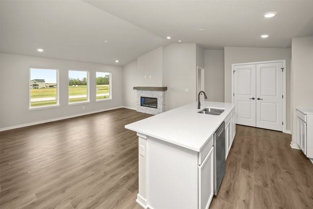 1155 NW Petersen Drive, Waukee, IA 50263