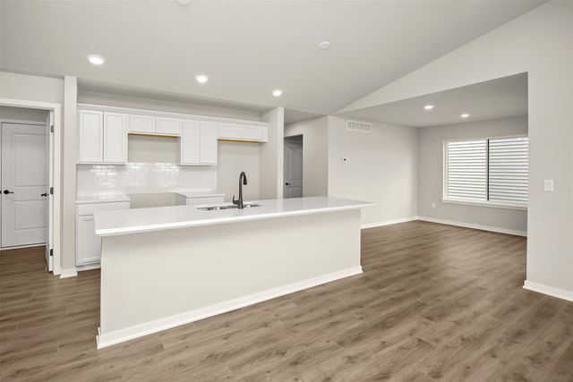 1155 NW Petersen Drive, Waukee, IA 50263