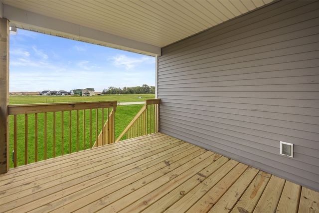 1155 NW Petersen Drive, Waukee, IA 50263