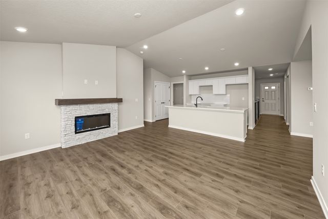 1155 NW Petersen Drive, Waukee, IA 50263