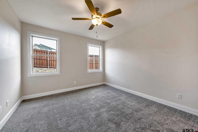 4344 Macnab Drive, Tyler, TX 75707