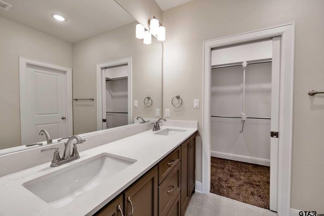 4344 Macnab Drive, Tyler, TX 75707