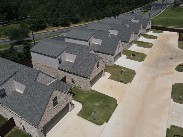 4344 Macnab Drive, Tyler, TX 75707