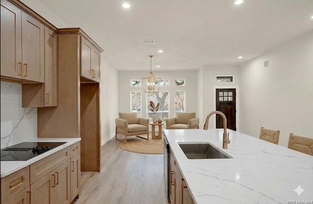 2411 Kelso, San Antonio, TX 78248