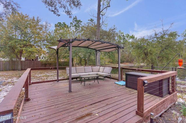 2000 Southport Lane, Southport, NC 28461