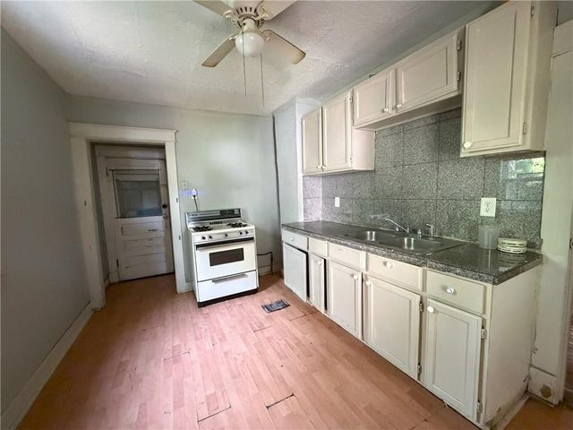 3416 E 58th Terrace, Kansas City, MO 64132