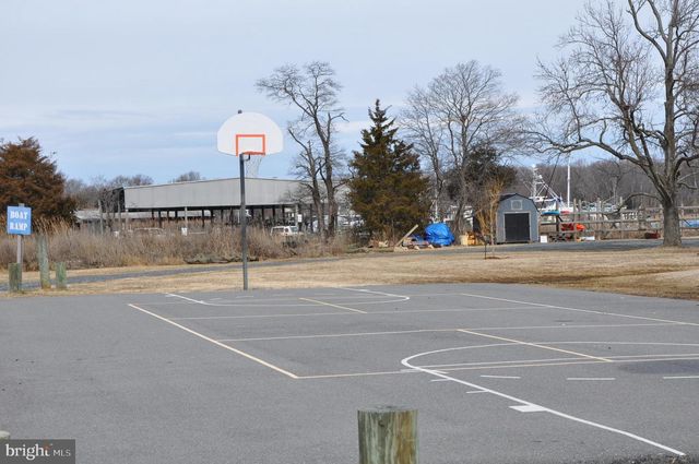 3641 BRANHUM RD, Edgewater, MD 21037