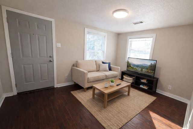 5012 Ave K Rear 1, Galveston, TX 77551