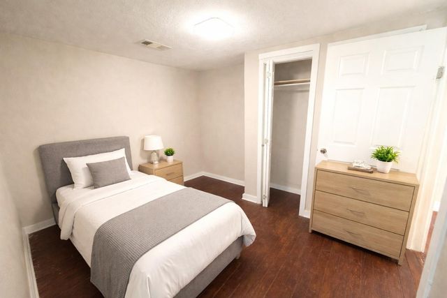 5012 Ave K Rear 1, Galveston, TX 77551