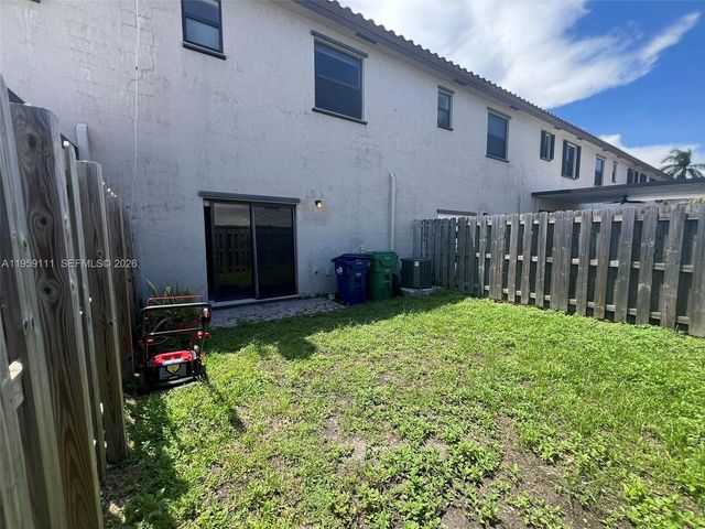 24851 SW 114th Ct, Homestead, FL 33032