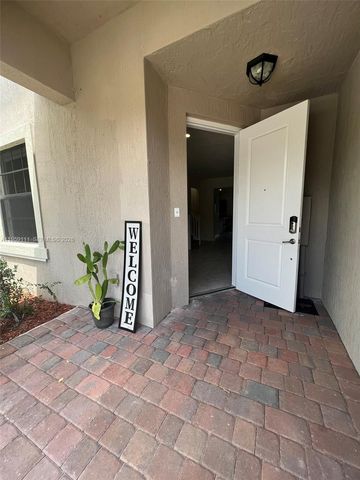 24851 SW 114th Ct, Homestead, FL 33032