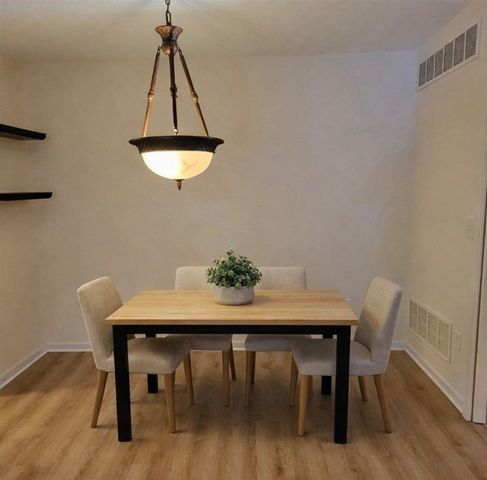 312 Marigold Circle 52, Westland, MI 48185