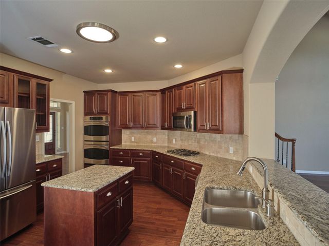 1116 Hillridge DR, Round Rock, TX 78665