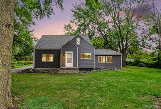 4129 Moulton Drive, Flint, MI 48507