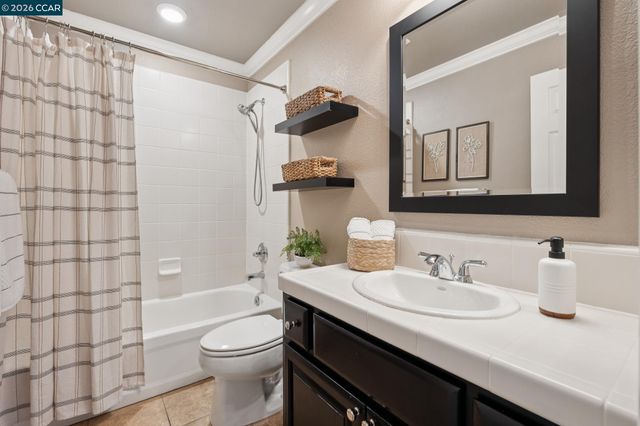 4363 Fitzwilliam St, Dublin, CA 94568