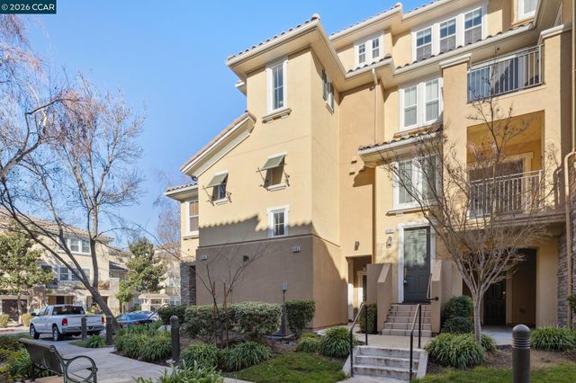 4363 Fitzwilliam St, Dublin, CA 94568