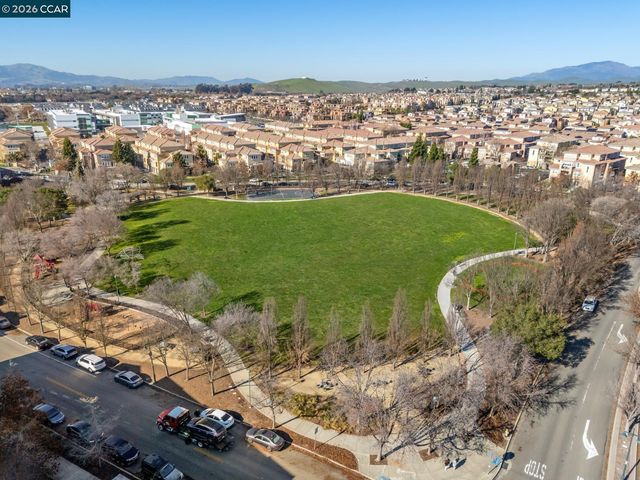 4363 Fitzwilliam St, Dublin, CA 94568