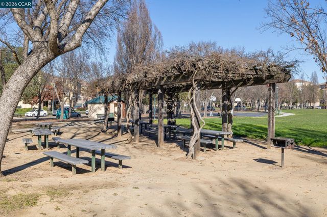 4363 Fitzwilliam St, Dublin, CA 94568