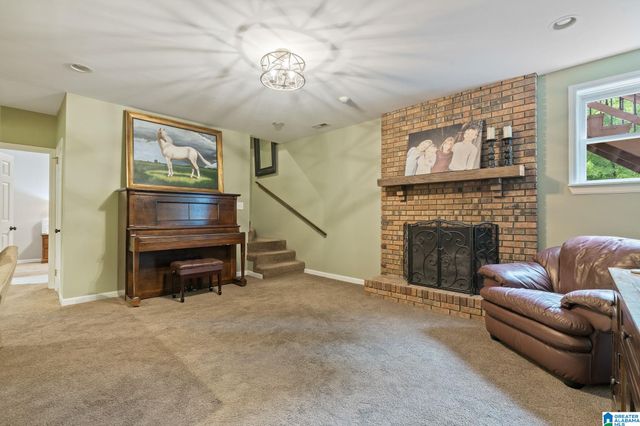 6151 VALLEY STATION DRIVE, Hoover, AL 35124