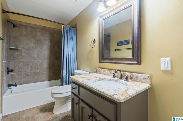 6151 VALLEY STATION DRIVE, Hoover, AL 35124