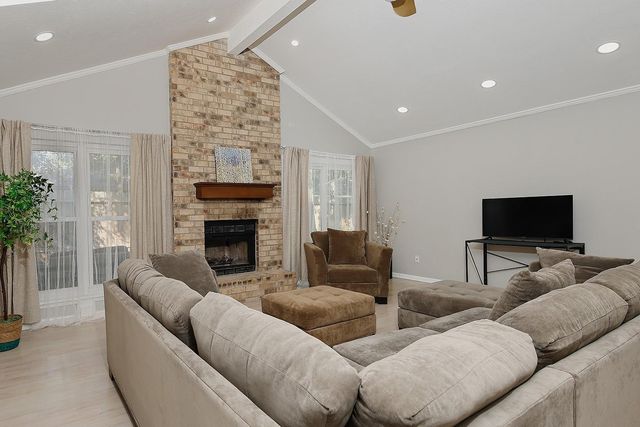 99 N Deerfoot Circle, The Woodlands, TX 77380