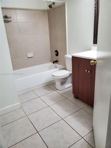 1154 Coral Club Dr 1154, Coral Springs, FL 33071