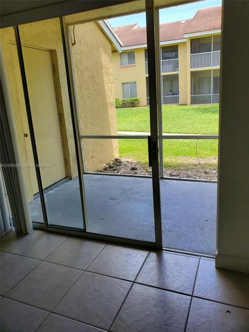 1154 Coral Club Dr 1154, Coral Springs, FL 33071