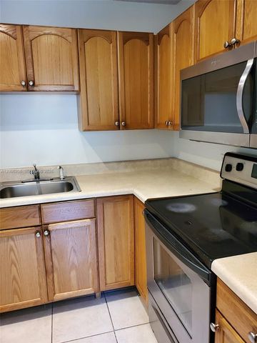 1154 Coral Club Dr 1154, Coral Springs, FL 33071