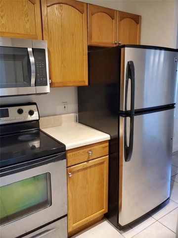 1154 Coral Club Dr 1154, Coral Springs, FL 33071