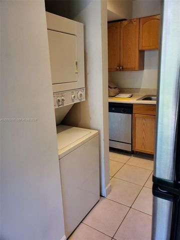 1154 Coral Club Dr 1154, Coral Springs, FL 33071