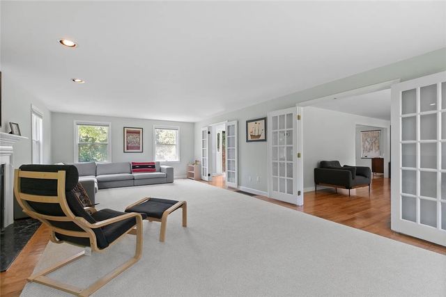 30 Battery Lane, Jamestown, RI 02835