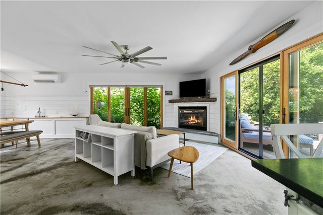 30 Battery Lane, Jamestown, RI 02835