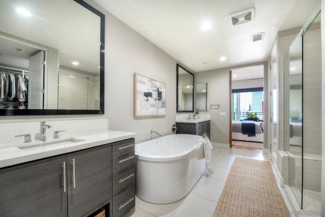 2820 Carleton St 16, San Diego, CA 92106