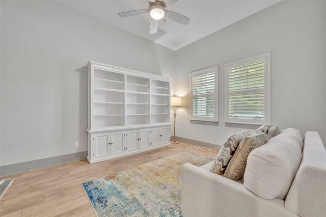 1018 YATES STREET, Orlando, FL 32804