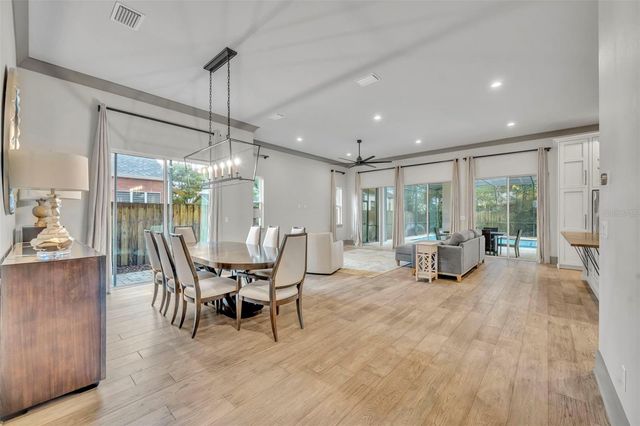 1018 YATES STREET, Orlando, FL 32804