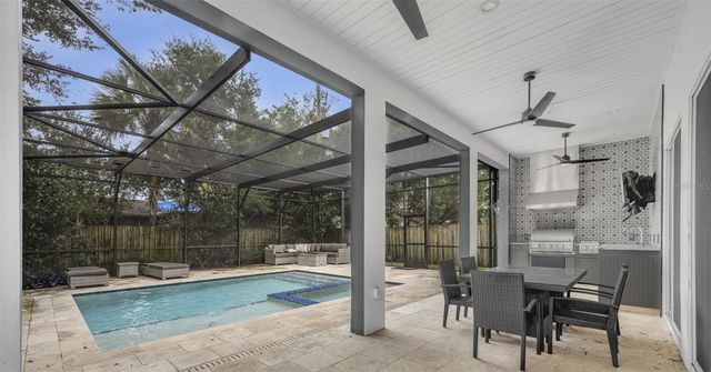 1018 YATES STREET, Orlando, FL 32804