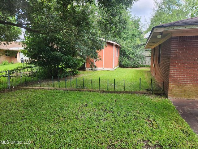 2285 Windsor Court, Biloxi, MS 39532