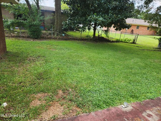 2285 Windsor Court, Biloxi, MS 39532