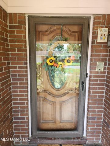 2285 Windsor Court, Biloxi, MS 39532