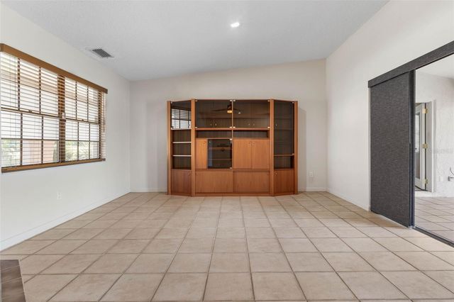 5 CLEARVIEW COURT N, Palm Coast, FL 32137